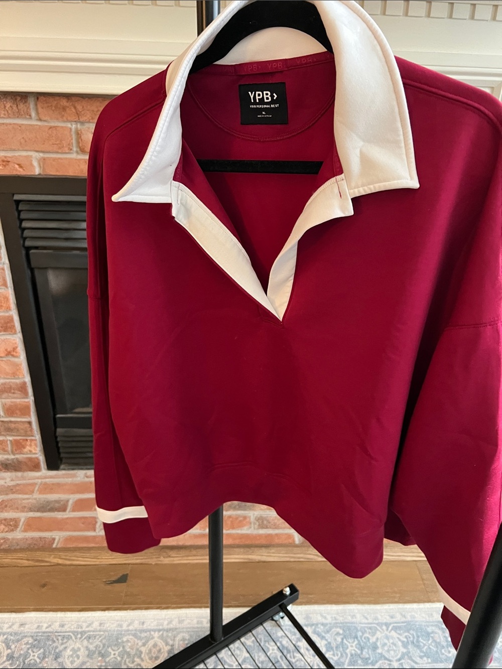 Women's Burgundy Pullover Rugby-Style Sweatshirt with White Collar